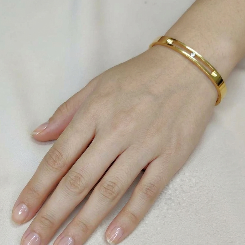 The Nova Bangle: Floating Sparkle Bangle (Stainless steel)