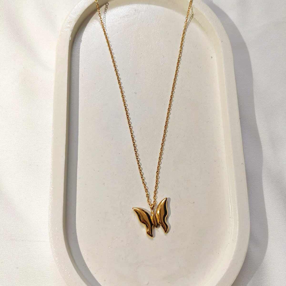 The Aura Butterfly Necklace: Gold 3D Butterfly Pendant Chain (Stainless steel)