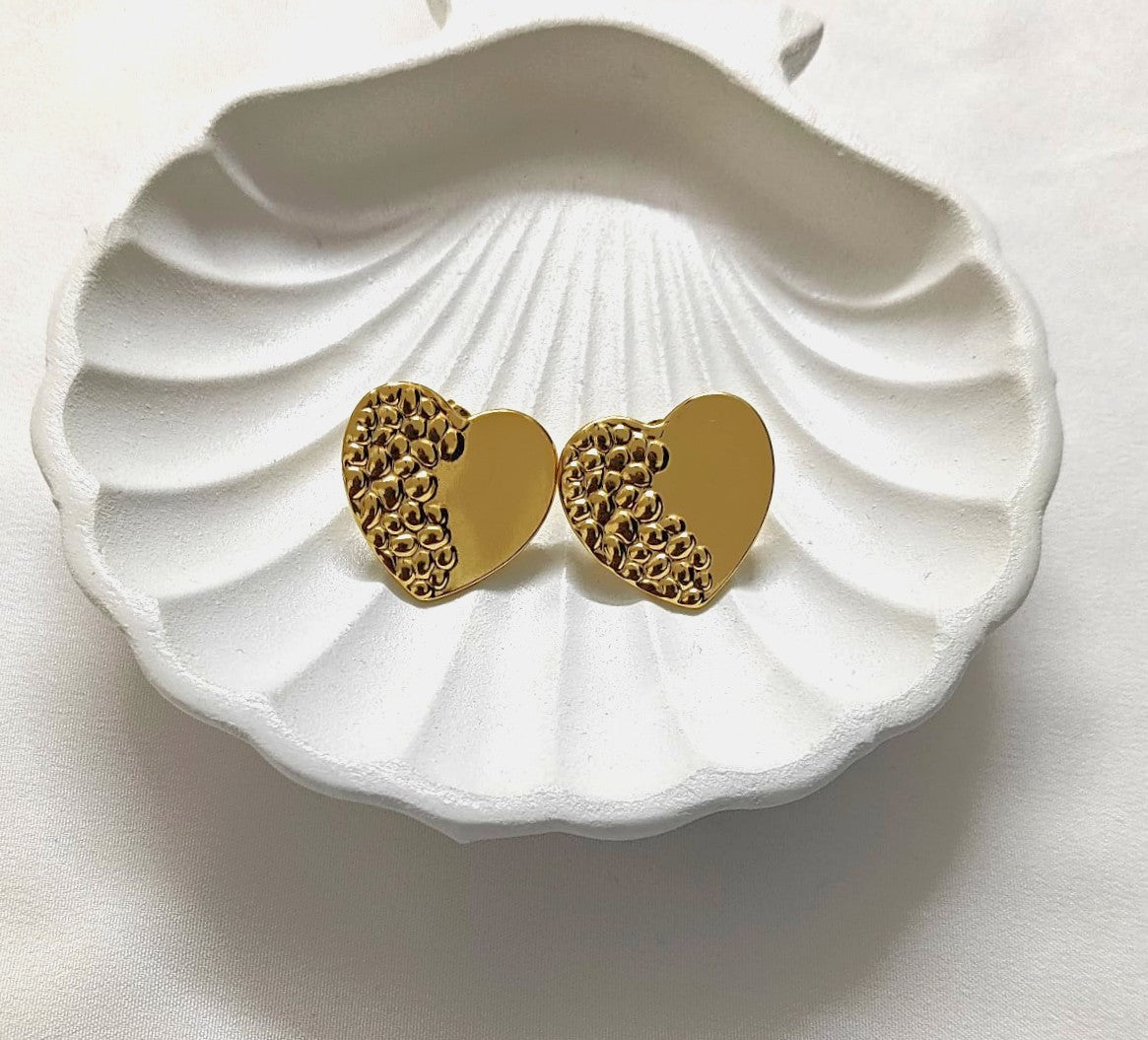 Hammered Golden Heart Statement Earrings (1 Pair)
