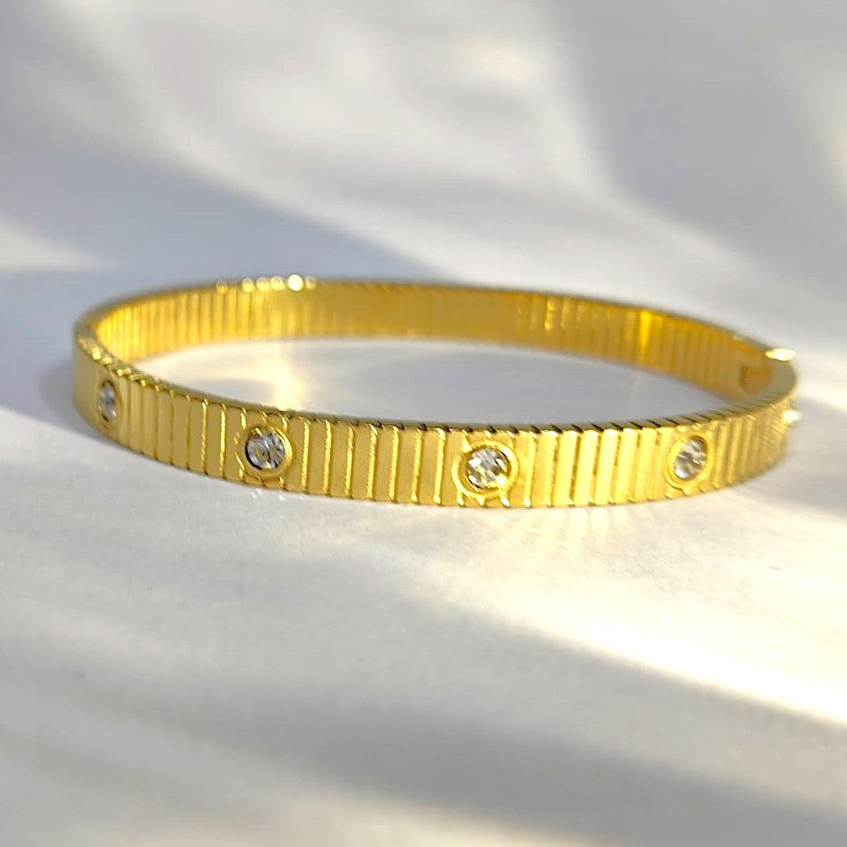 The Aura Bangle Kada: Golden Bangle With Sparks